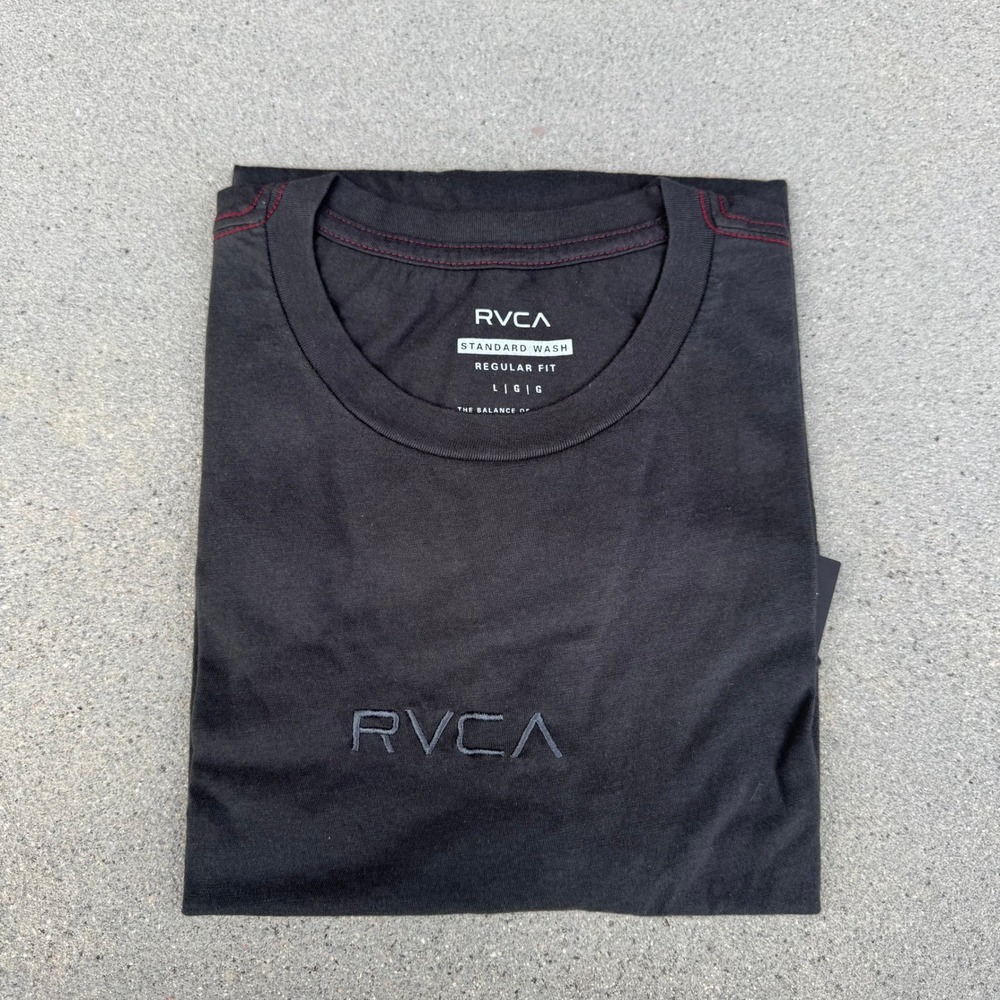RVCA Mens T-Shirt Black Regular Fit NWT Size L